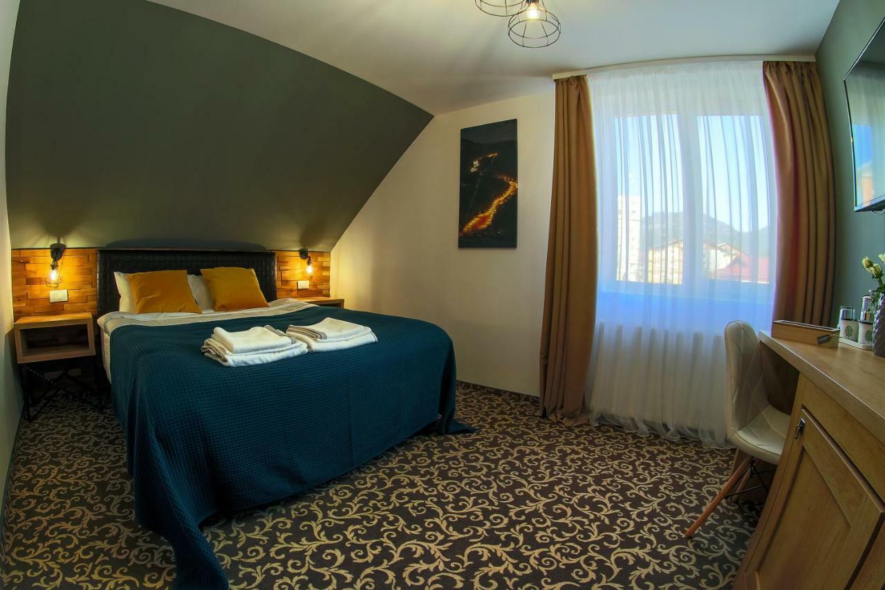 Residence Rooms Bucovina Campulung Moldovenesc Bagian luar foto